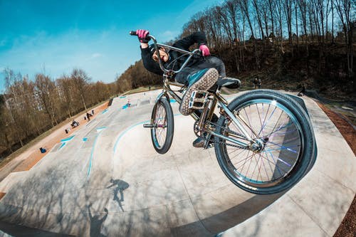 Bicicletas BMX: ¿Cómo es esta modalidad y cuál es la bicicleta que necesitas?